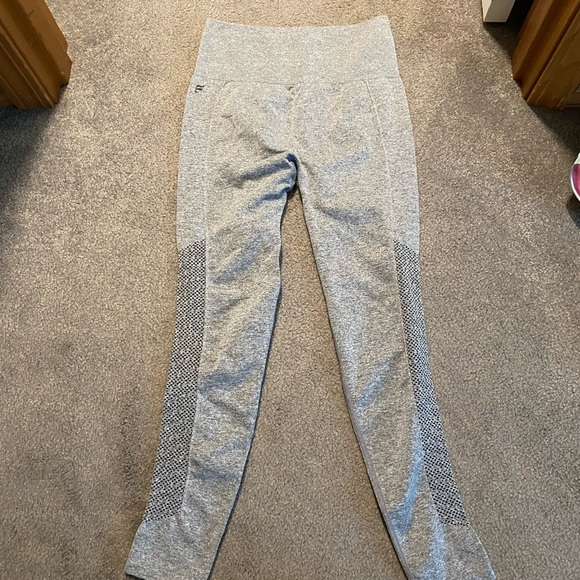 Fabletics leggings - Picture 3 of 3